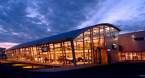 org.hippoecm.hst.content.beans.standard.HippoGalleryImageSet@3f9a41e9